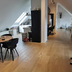 2 Unterschiedliche Cosy Lofts 10 Km Von Würzburg Stadtmitte In Den Weinbergen, Am Main Thüngersheim